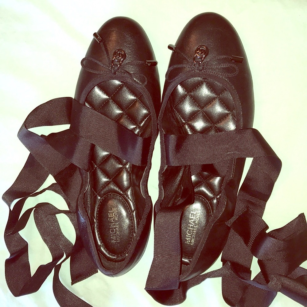 Michael Kors Black Leather Ballet Flats